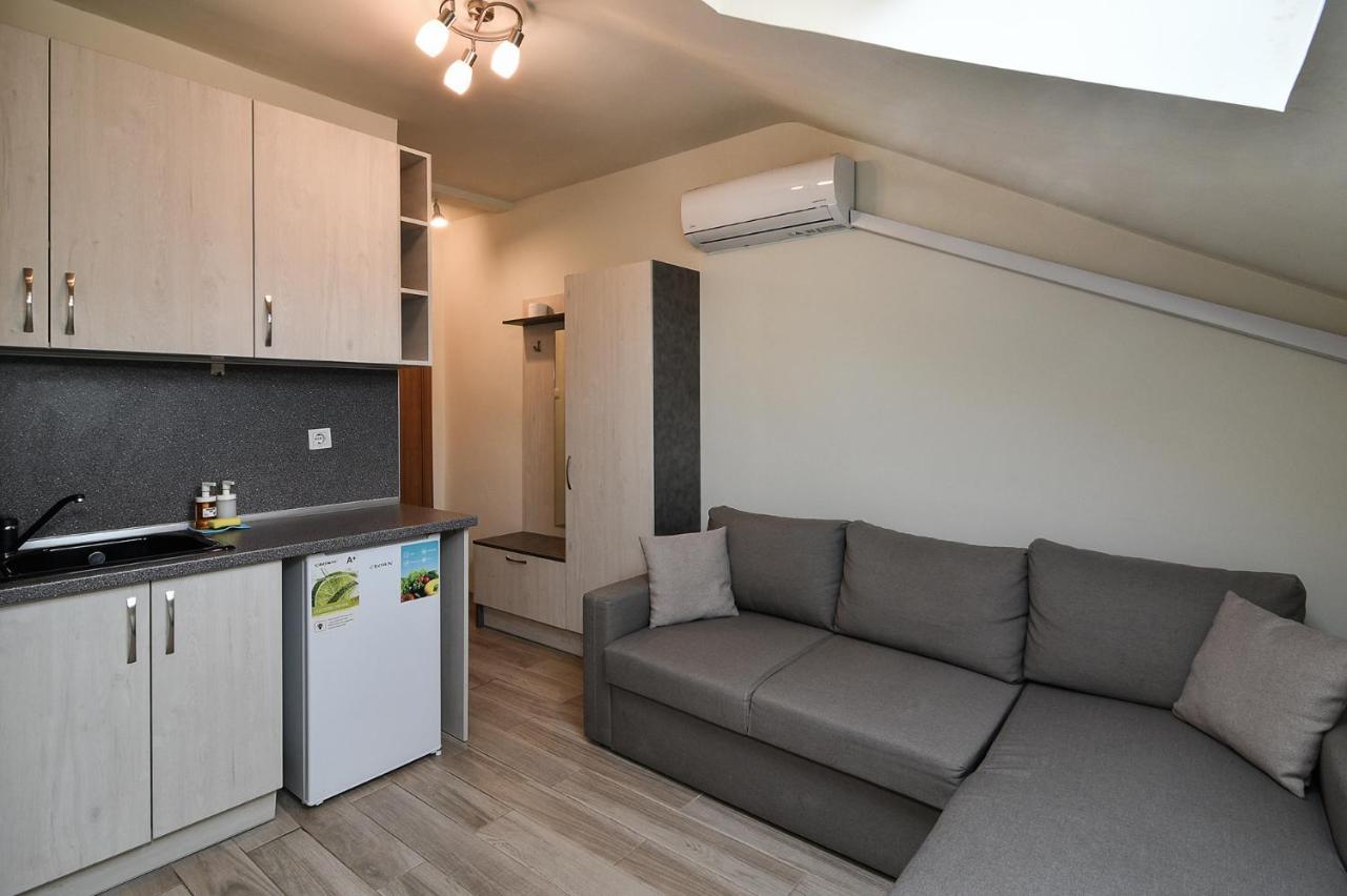 Апартамент Small On Budget In The Heart Of *