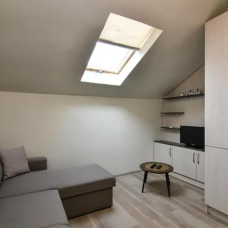 Small Studio On Budget In The Heart Of City Varna Exterior photo